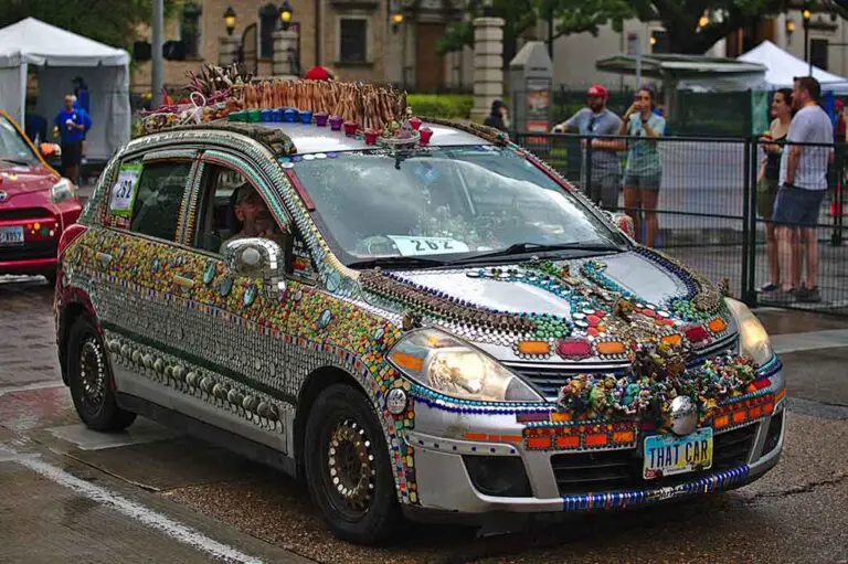 The Annual Houston Art Car Parade: Self-Expression on Wheels