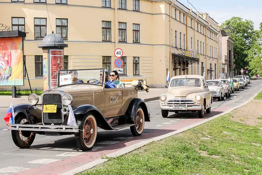 Classic Cars on Parade, But Not for Show